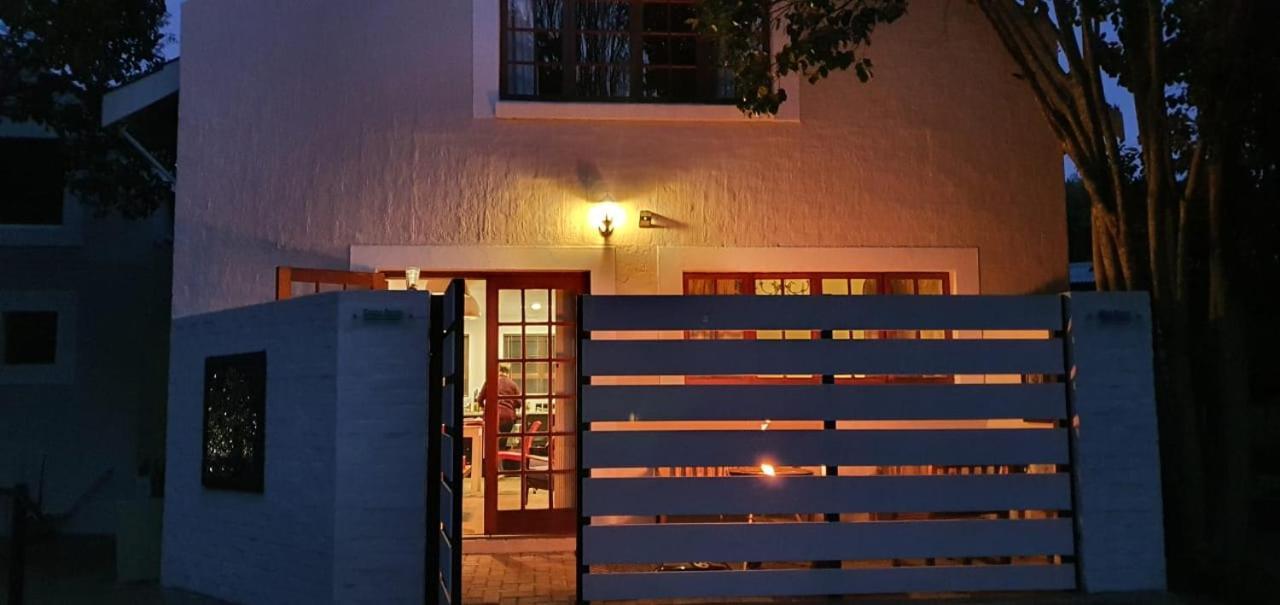 The Gate Guesthouse 克拉伦斯 外观 照片